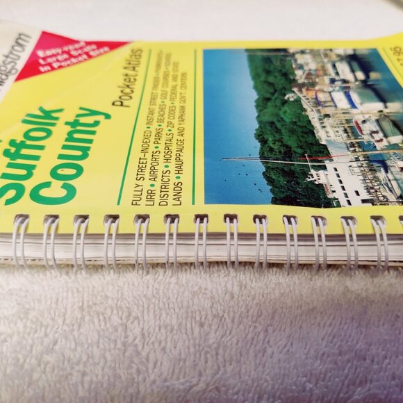 Atlas Hagstrom  NY Western Suffolk County -Spiral Bound Pocket Atlas - Picture 3 of 12